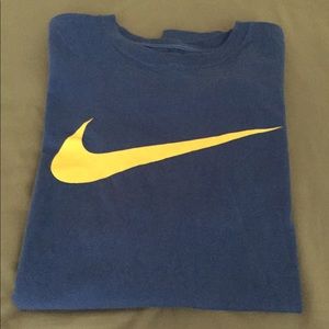 Men's Blue NIKE Logo Tee Shirt (size L)
